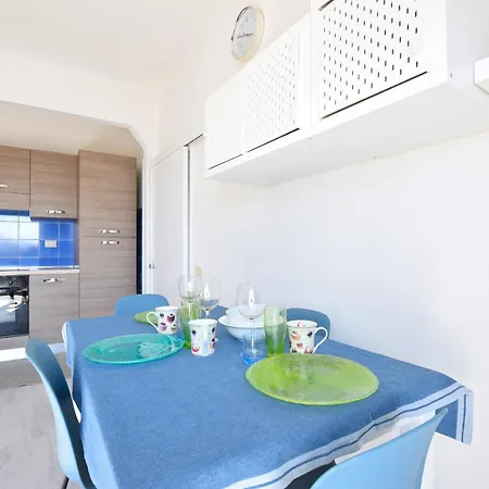 Luca' S Apartment, Fronte Mare アパート